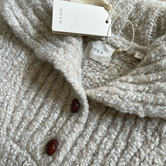 NWT Doen Evita Henley Sweater. Size XS. - Picture 6 of 8